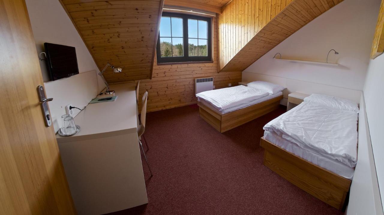 Sporthotel Kácov Eksteriør billede